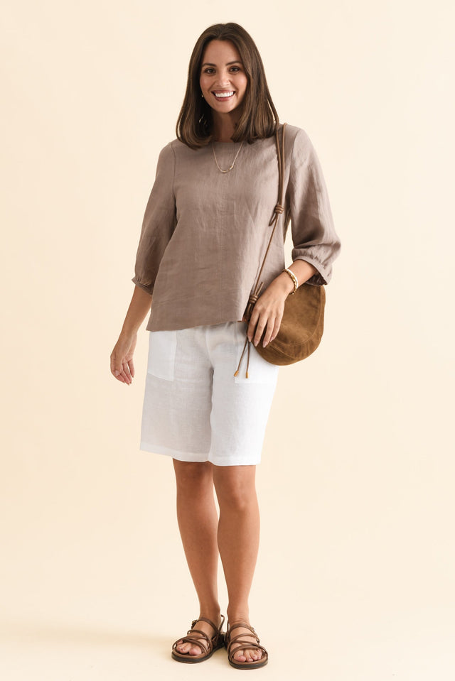 Addie Mocha Linen Sleeved Top,Brunette model,alt text|model:MJ image 3