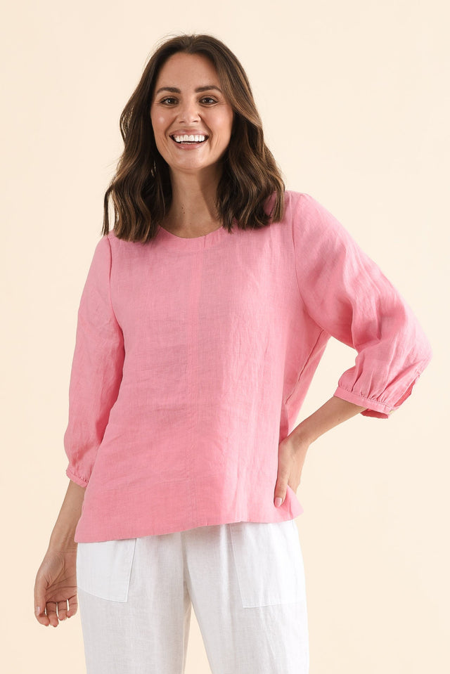 Addie Pink Linen Sleeved Top,Front,Brunette model,alt text|model:MJ image 1