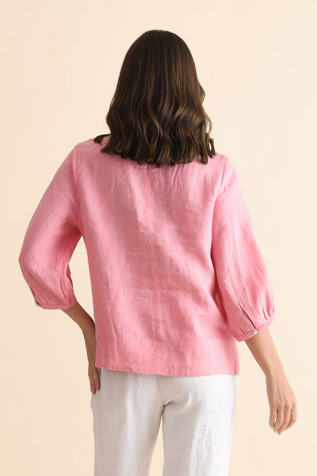 Addie Pink Linen Sleeved Top,Back,Brunette model,alt text|model:MJ image 4