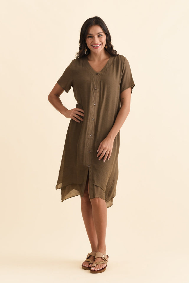 Adelaide Chocolate Layered Button Dress,Brunette model,alt text|model:Brontie image 4
