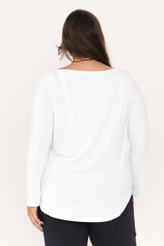 Adele White Long Sleeve Bamboo Tee,Brunette model,alt text|model:Gabby image 14