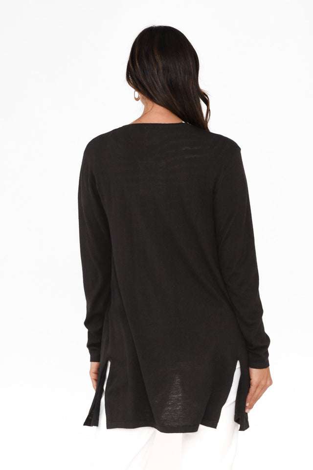 alt text|model:Cara image 5