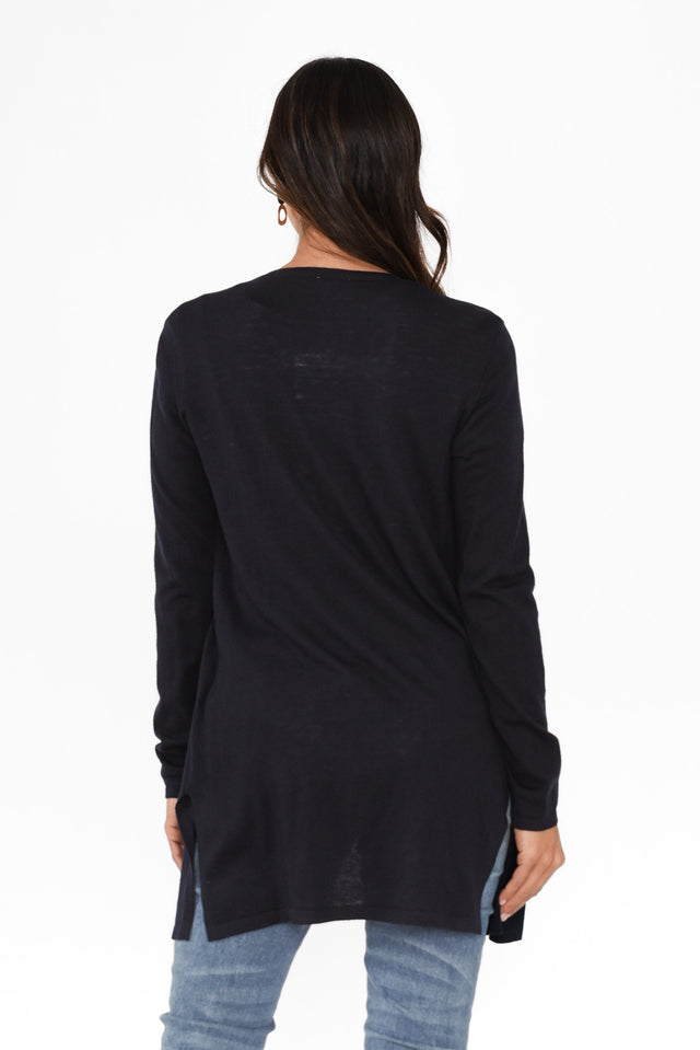 alt text|model:Cara image 5