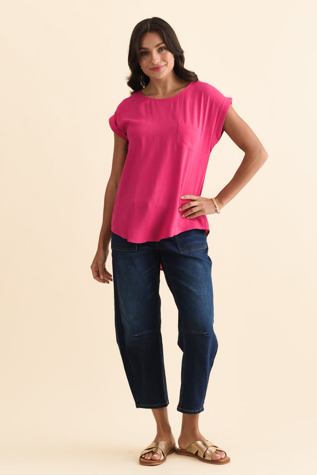 alt text|model:Brontie