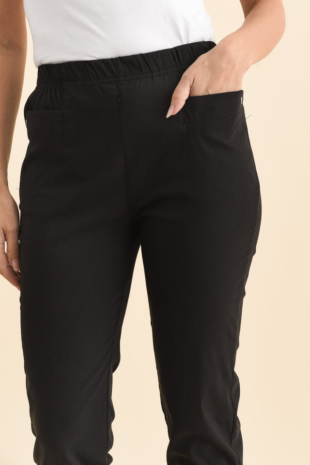 Air-Lite Black Stretch Capri Pants,Brunette model,alt text|model:MJ image 7
