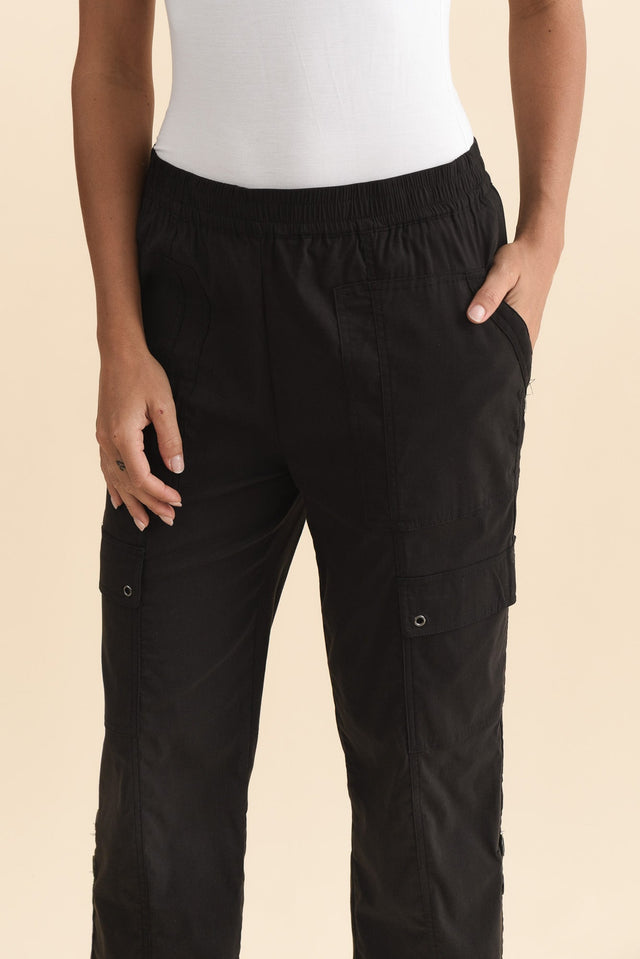 Air-Lite Black Stretch Cargo Pants,Brunette model,alt text|model:Brontie image 7