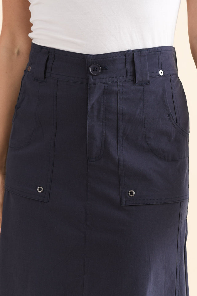 Air-Lite Blue Stretch Cargo Skirt,Detail,Brunette model,alt text|model:MJ image 5