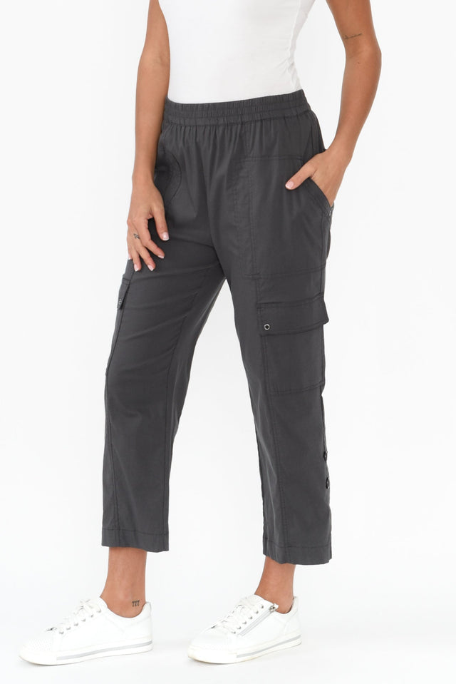 alt text|model:Brontie image 4