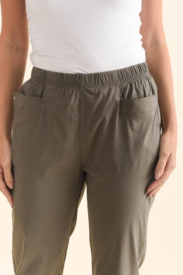 alt text|model:MJ image 6