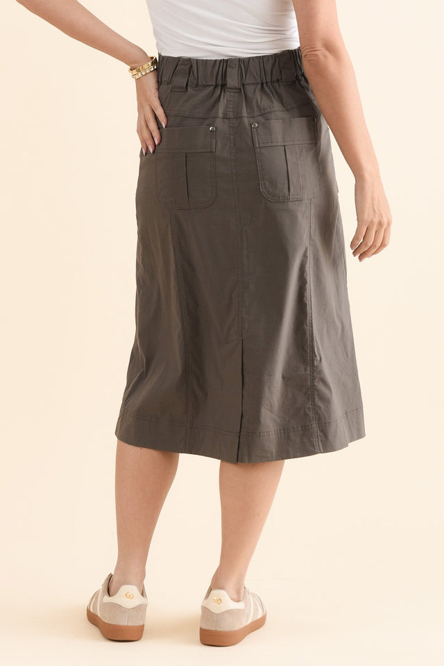 Air-Lite Olive Stretch Cargo Skirt,Back,Brunette model,alt text|model:MJ image 4