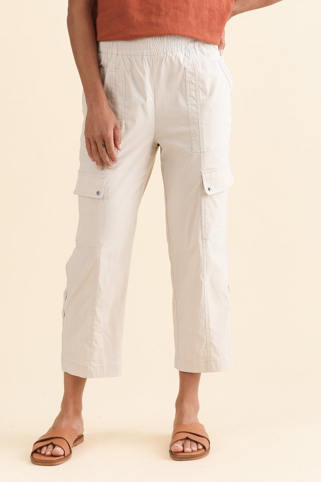 Air-Lite Sand Stretch Cargo Pants,Front,Brunette model,alt text|model:Brontie