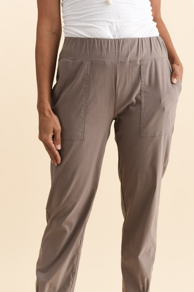 Air-Lite Taupe Stretch Pocket Pants,Brunette model,alt text|model:Cara image 7
