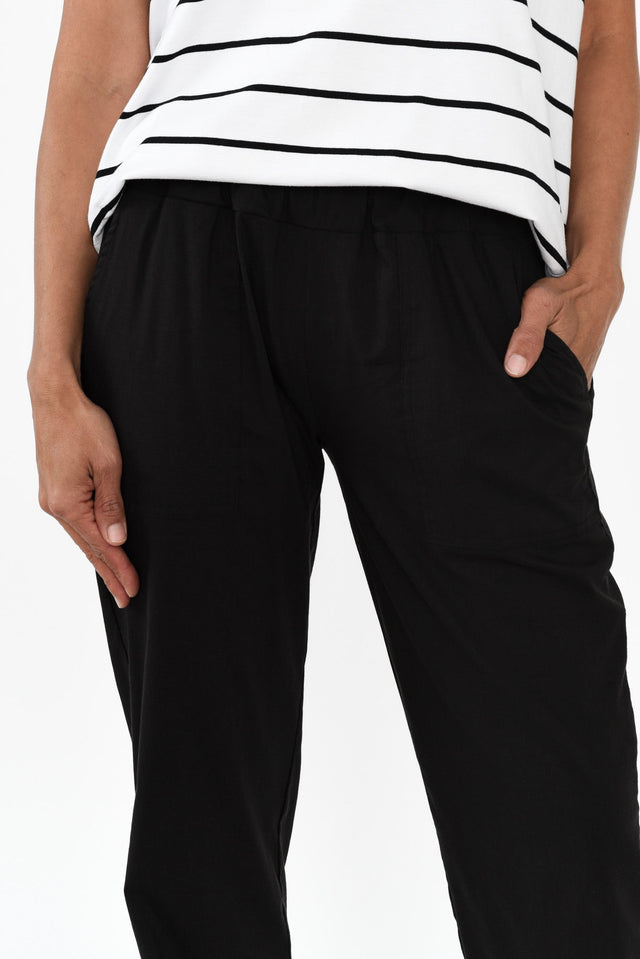 alt text|model:Cara image 6