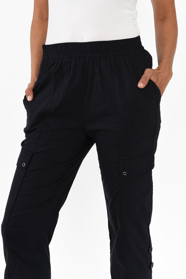 alt text|model:Cara image 6