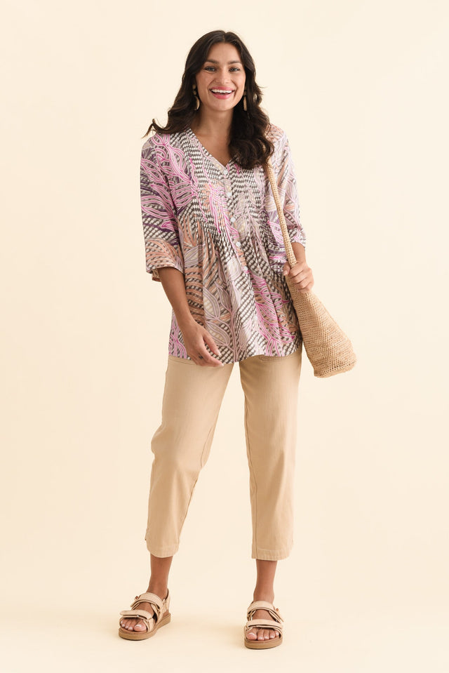 alt text|model:Brontie