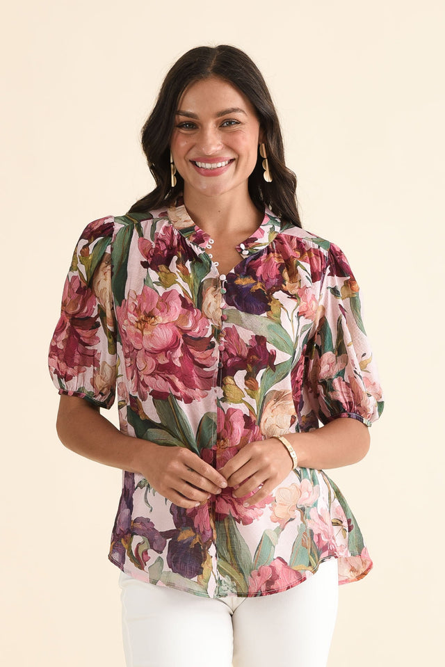 Alexandra Pink Floral Button Top,Front,Brunette model,alt text|model:Brontie