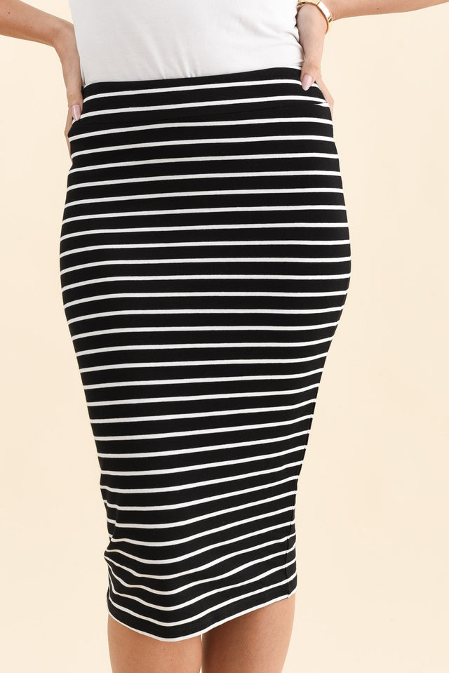 Alicia Stripe Tube Skirt,Brunette model,alt text|model:MJ image 7