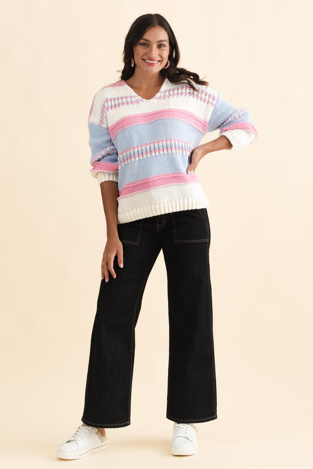 alt text|model:Brontie image 2