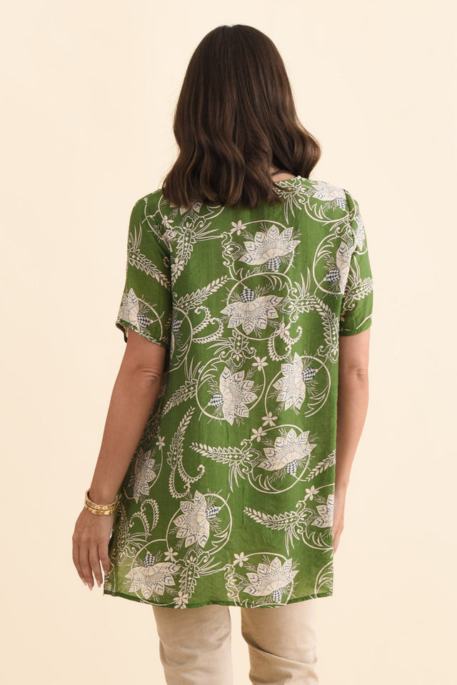 Alvina Green Floral Layered Tunic Top,Brunette model,alt text|model:MJ image 5