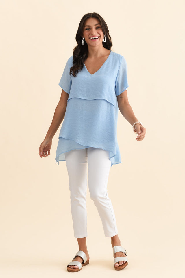 Alvina Sky Layered Tunic Top,Brunette model,alt text|model:Brontie image 4