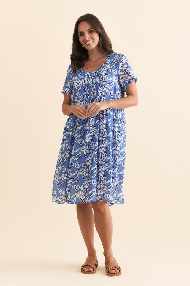 Alysse Blue Floral Pocket Dress,Brunette model,alt text|model:MJ image 7