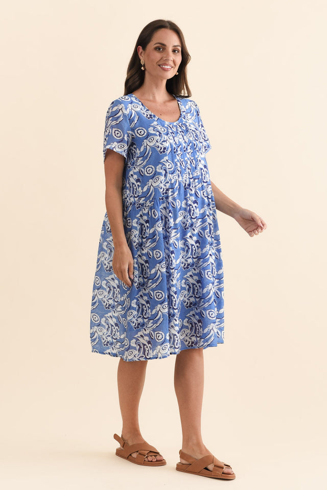 Alysse Blue Floral Pocket Dress,Brunette model,alt text|model:MJ image 4