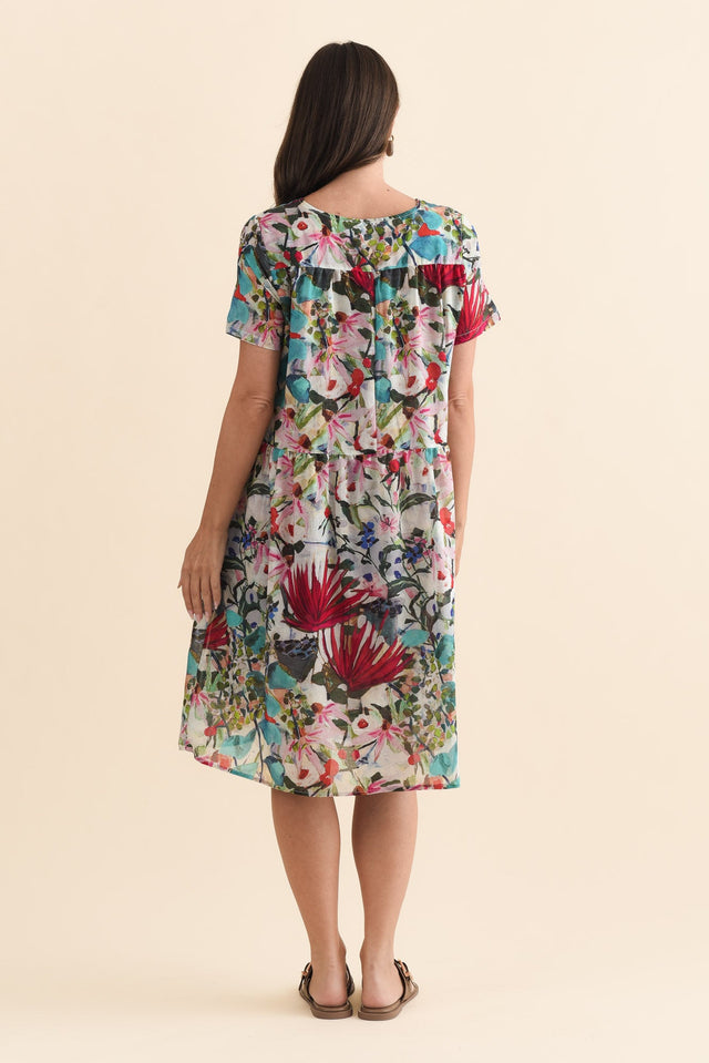 alt text|model:MJ image 5