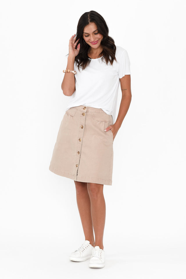 alt text|model:Brontie image 4