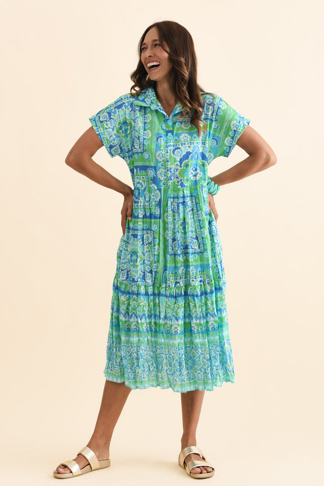 alt text|model:Cara image 7