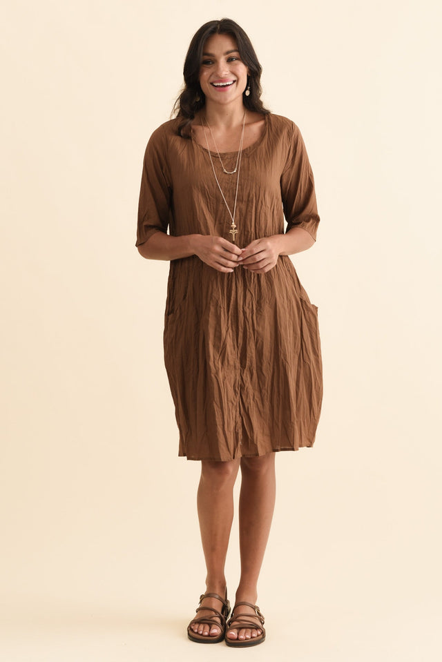 alt text|model:Brontie image 6