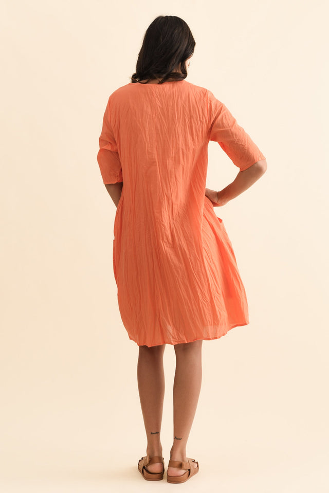 alt text|model:Brontie image 4