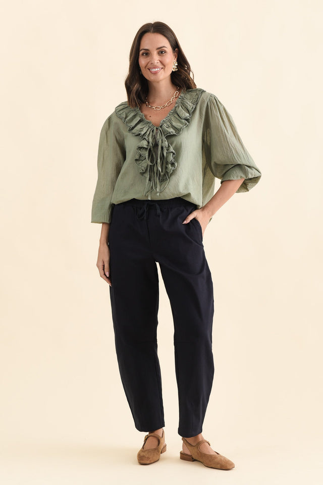 Andy Navy Cotton Barrel Pants,Brunette model,alt text|model:MJ image 7