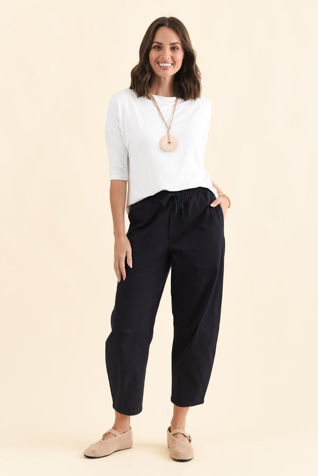 Andy Navy Cotton Cropped Barrel Pants,Brunette model,alt text|model:MJ image 7