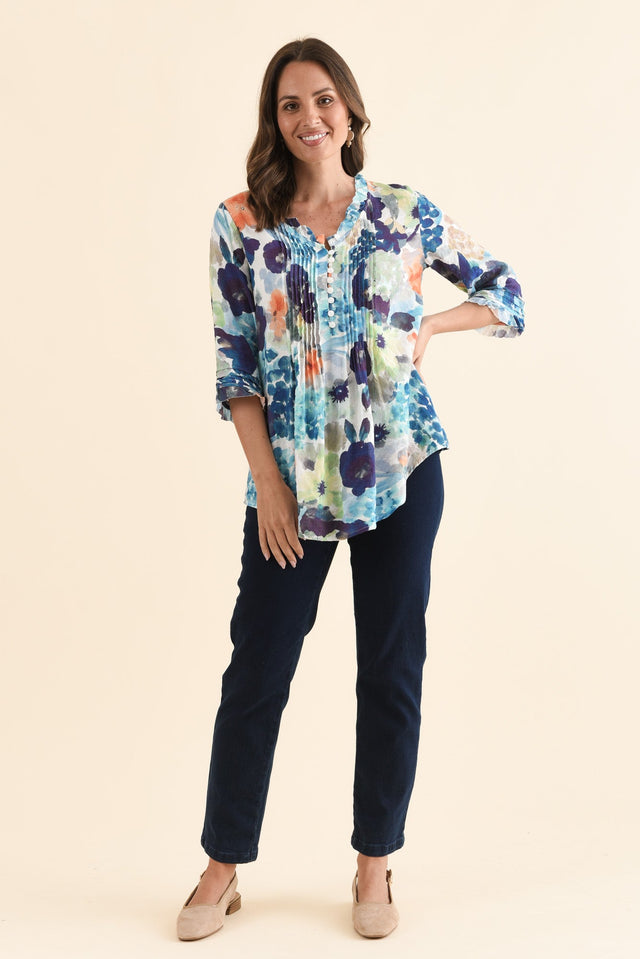 Angelo Blue Flower Cotton Button Top,Full Body,Brunette model,alt text|model:MJ image 2