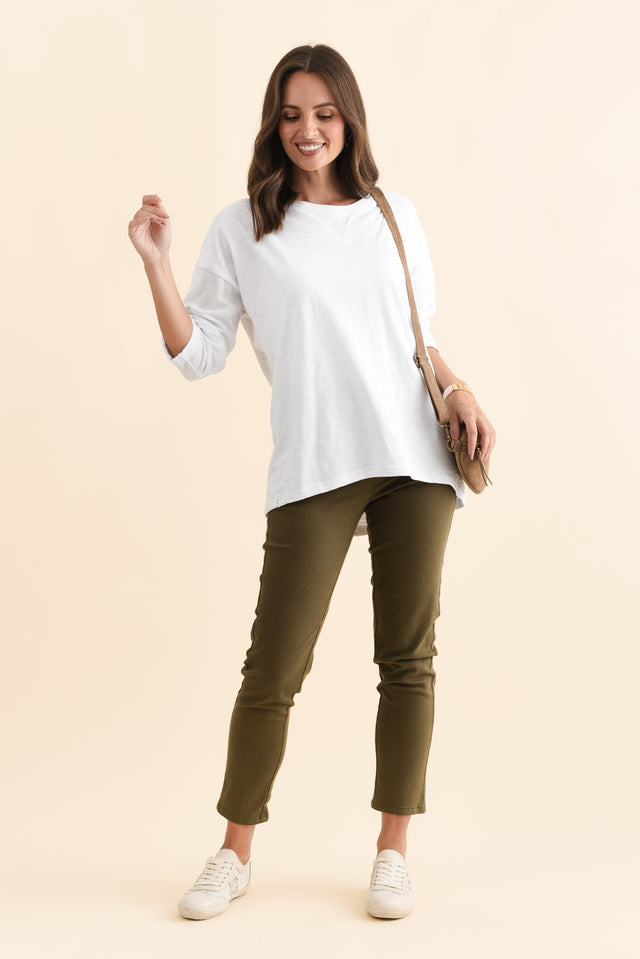 Annie White Cotton Top,Brunette model,alt text|model:MJ image 4