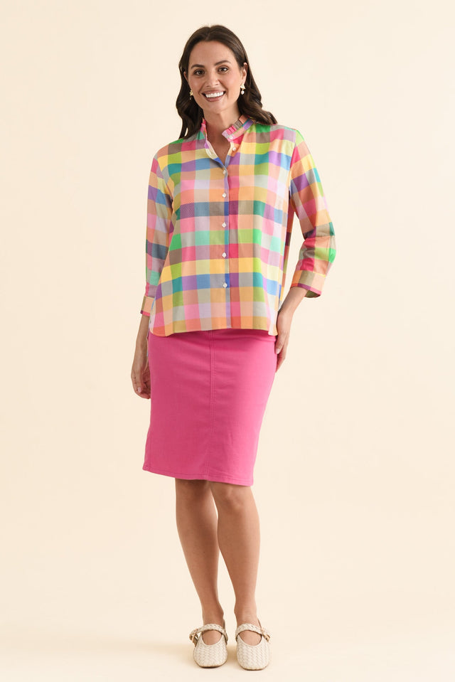 Antonia Pink Check Cotton Shirt,brunette model,Full Outfit,alt text|model:MJ image 6