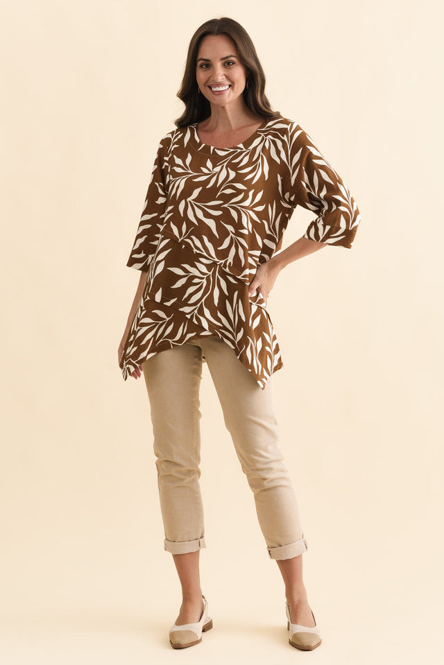 Anya Brown Leaf Linen Cotton Top,Brunette model,alt text|model:MJ image 4