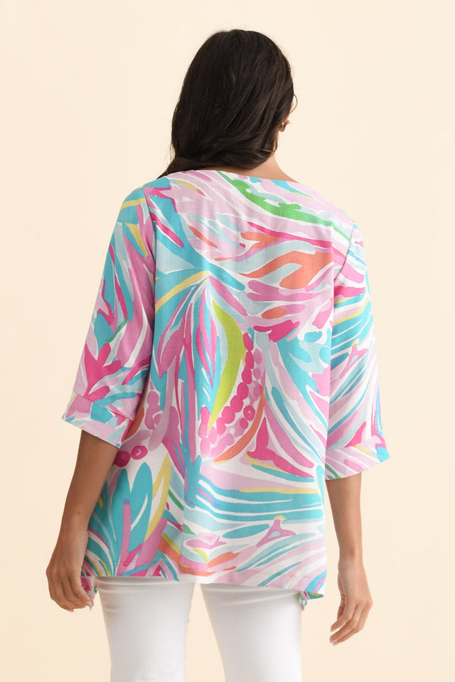 alt text|model:Brontie image 4