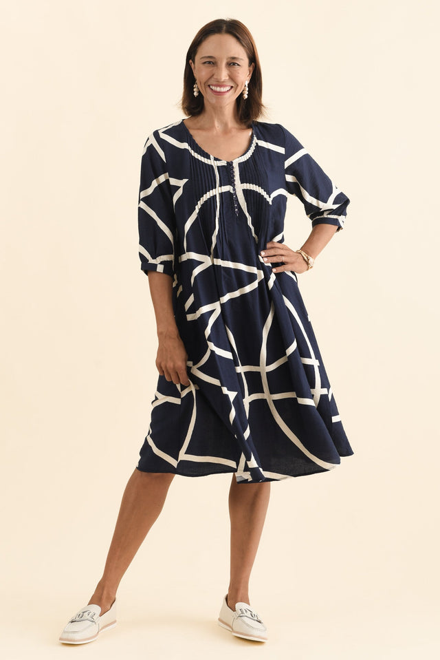 alt text|model:Cara image 6