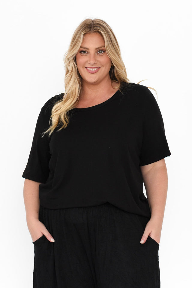 Ariana Black Cotton Tee,Blonde model,plus-size,curve-basics,curve-tops,plus-size-cotton-tops,plus-size-basic-tops,alt text|model:Caitlin image 8