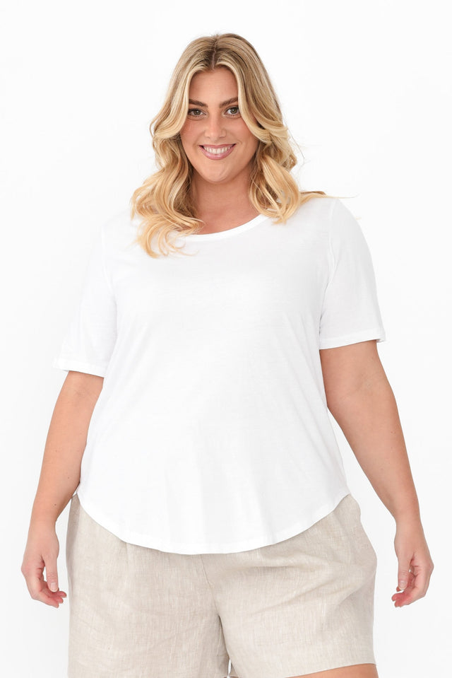 plus-size,curve-basics,curve-tops,plus-size-cotton-tops,plus-size-basic-tops,alt text|model:Caitlin image 7