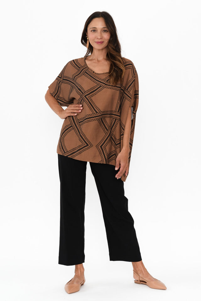 alt text|model:Cara image 7