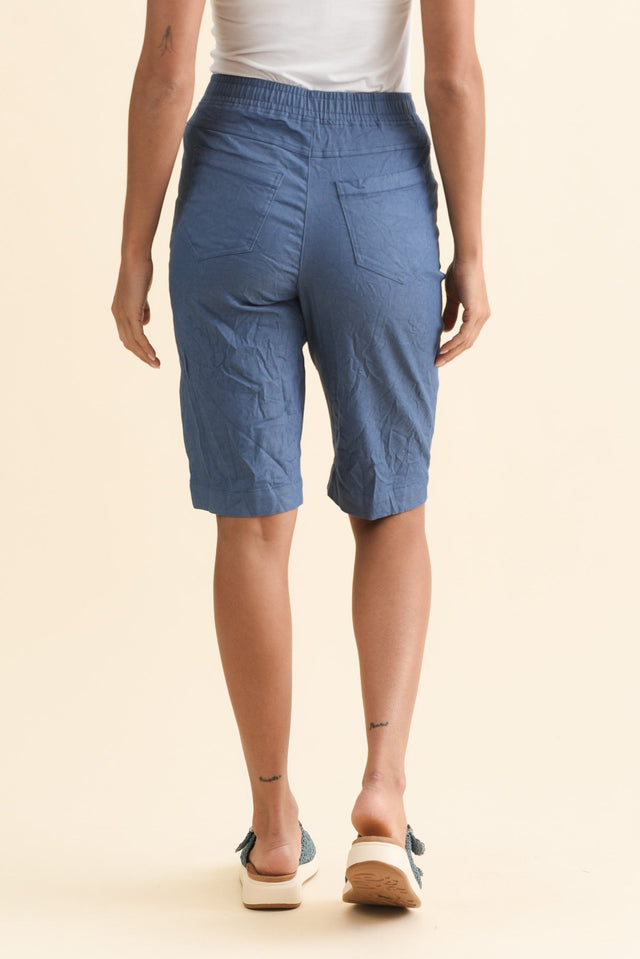Asha Blue Travel Shorts,Brunette model,alt text|model:Brontie image 6