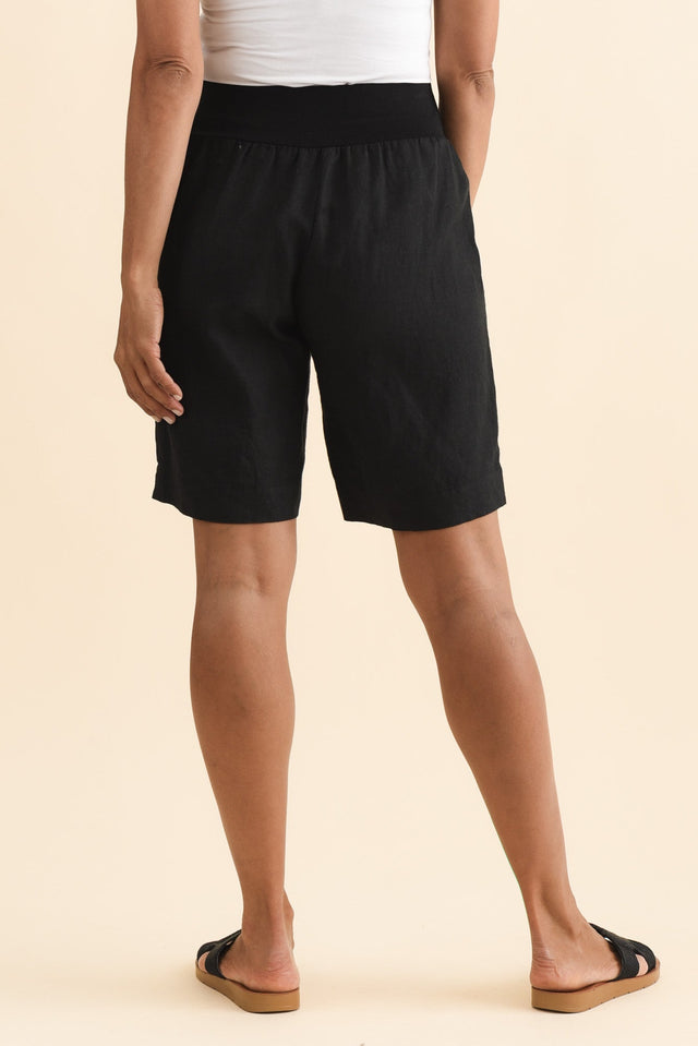 Aster Black Linen Shorts,Brunette model,alt text|model:Cara image 4