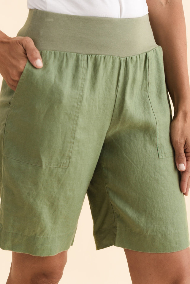 Aster Khaki Linen Shorts,Brunette model,alt text|model:Cara image 5