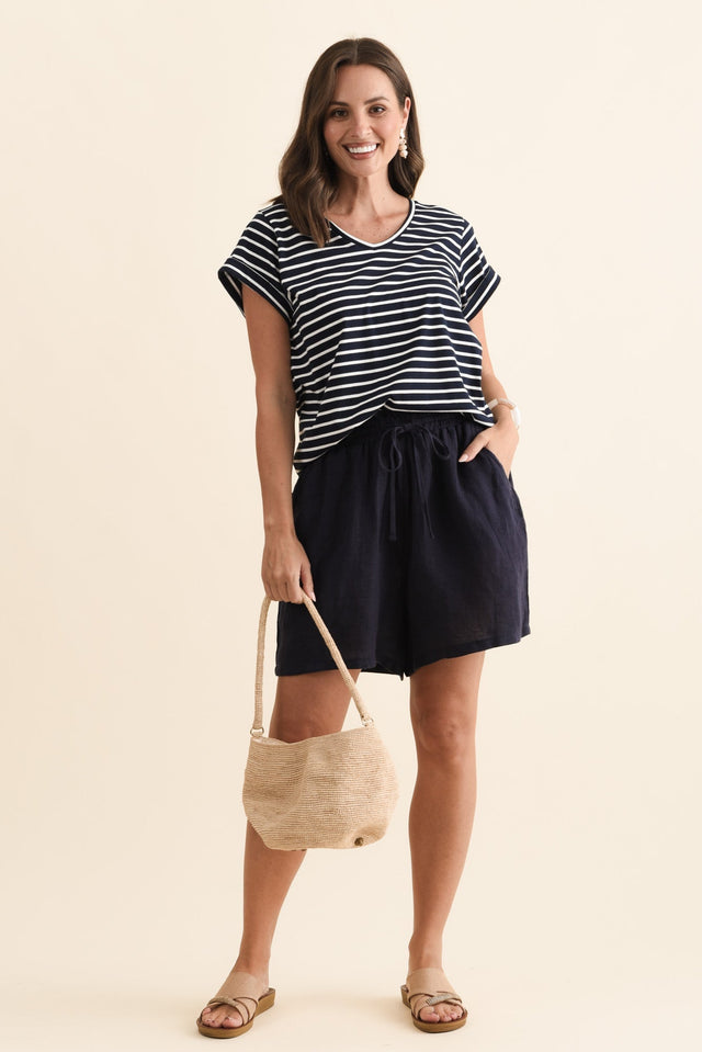 Astoria Navy Linen Drawstring Shorts,Brunette model,alt text|model:MJ