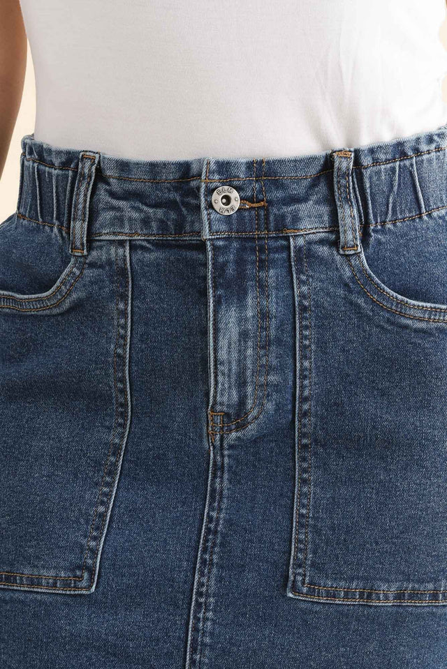 Atlas Dark Blue Denim Stretch Skirt,Detail,Brunette model,alt text|model:MJ image 7