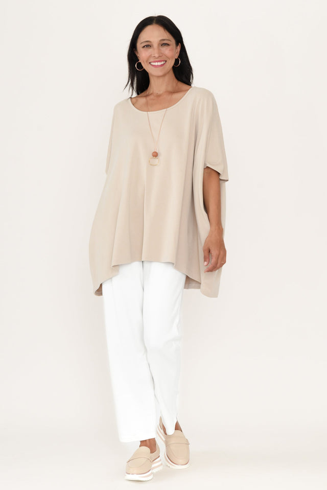 alt text|model:Cara image 7