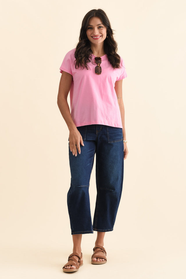 alt text|model:Brontie image 3