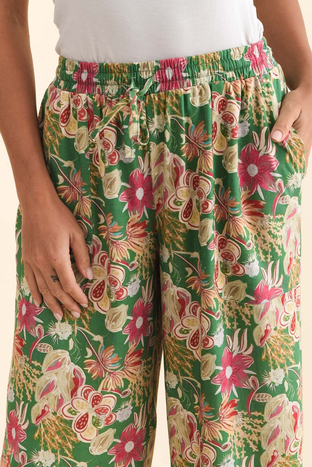 alt text|model:Brontie image 6